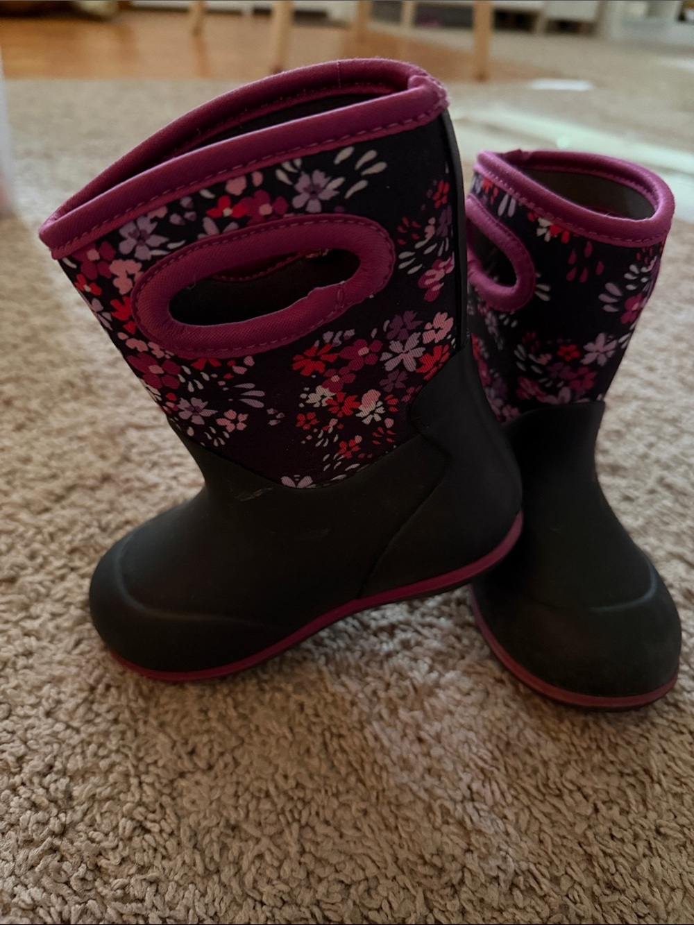 Bogs Kids Black Rain Boots with Purple Floral Shaft